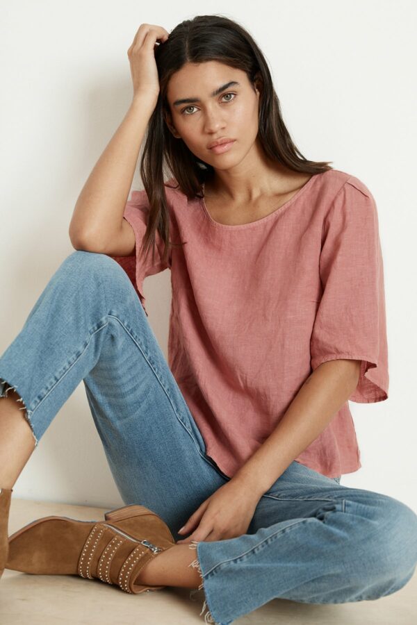 Velvet by Graham & Spencer | Caitlyn Woven Linen 3/4 Flutter Sleeve Top (M), Velvet by Graham & Spencer